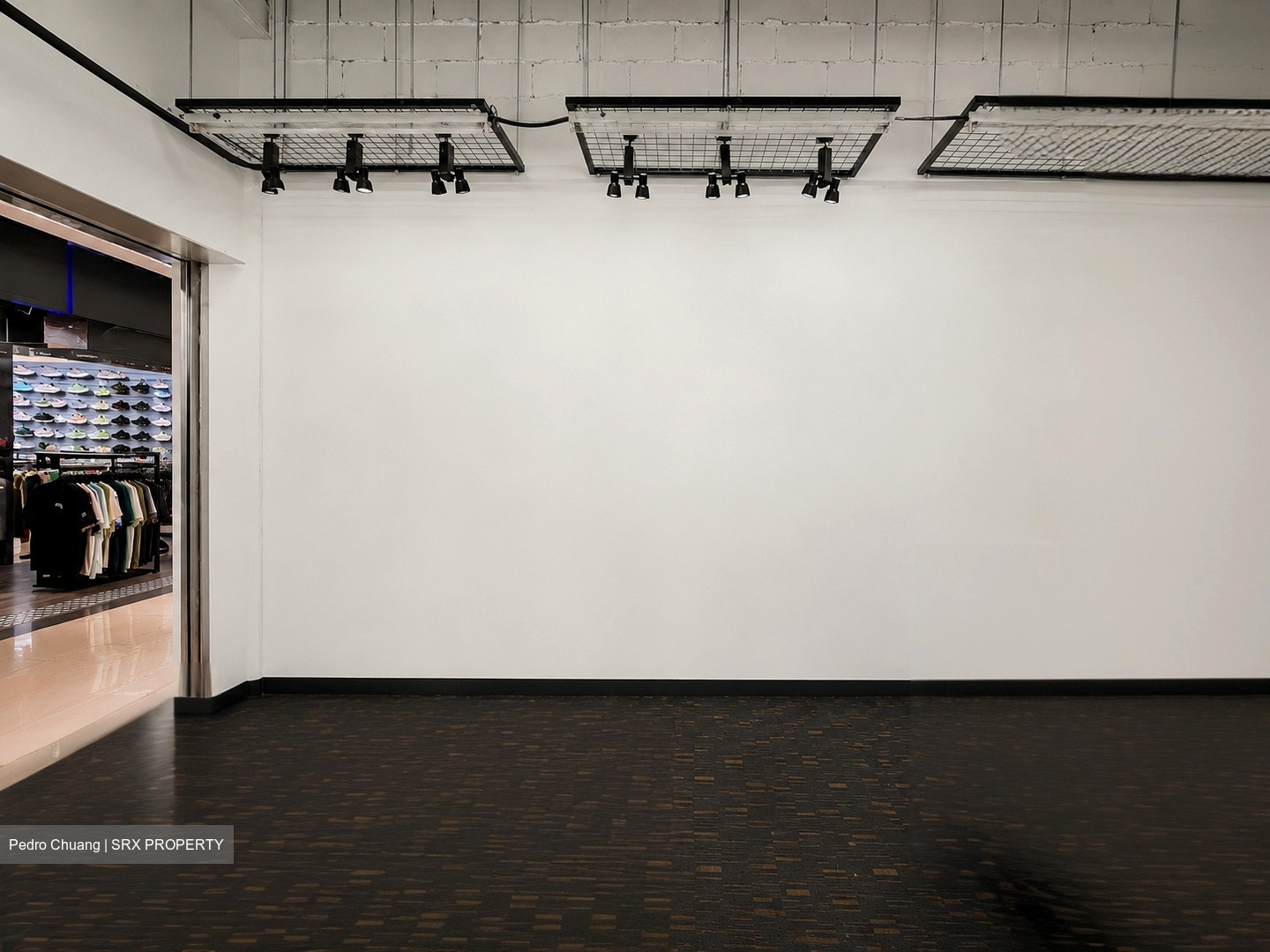 Queensway Tower / Queensway Shopping Centre (D3), Retail #602950301